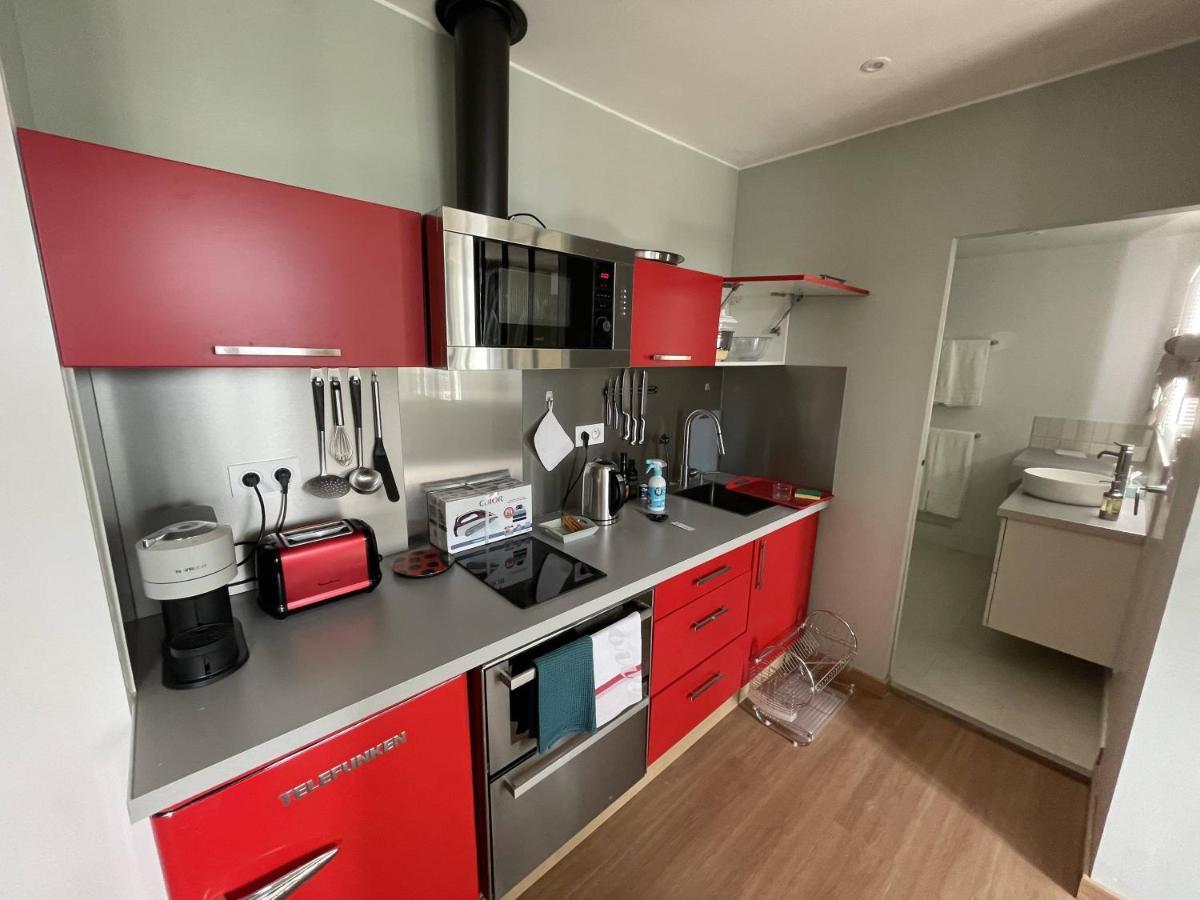 Appartement Mignon Calme Douillet Ascenseur Clim étage élevé Proche Parking Et Toutes Commodités Au Coeur Du Historique Toulon